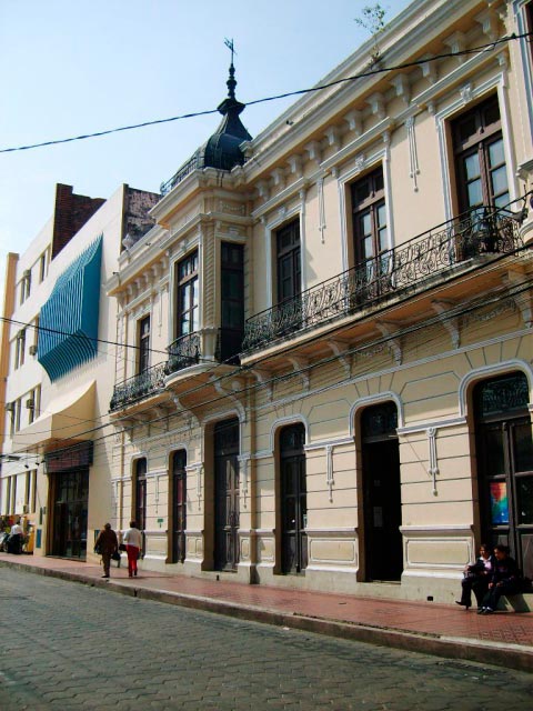 Biblioteca histórica de Santa Cruz