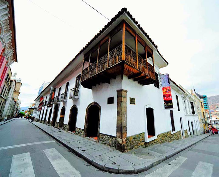 Fachada_Museo_Nacional_de_Etnografía_y_Folklore